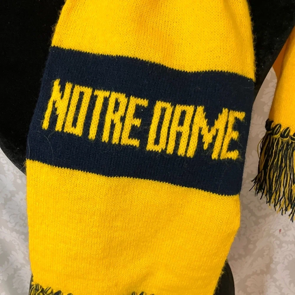 Notre Dame Scarf